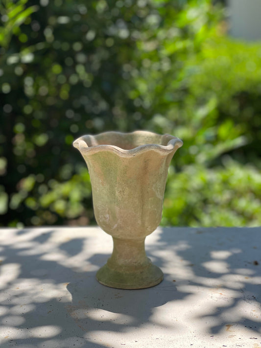 Scallop Urn