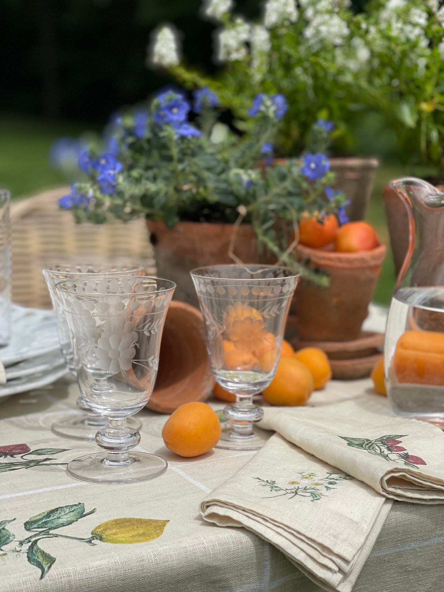 Set of Four Etched Glass Goblet 9oz