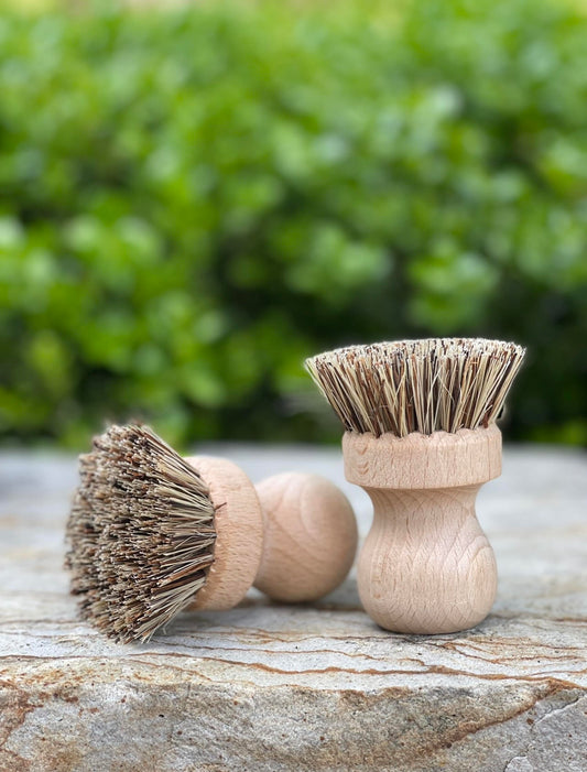 Round Pot Brush