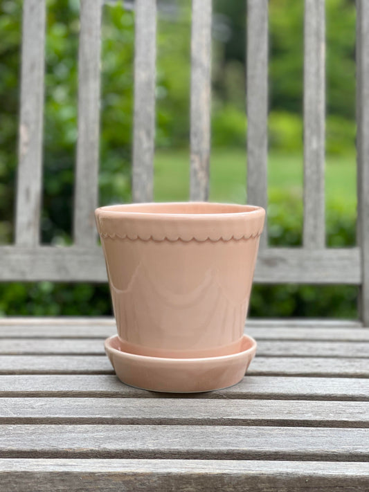 Peach Helena Scallop Glazed pot - Small