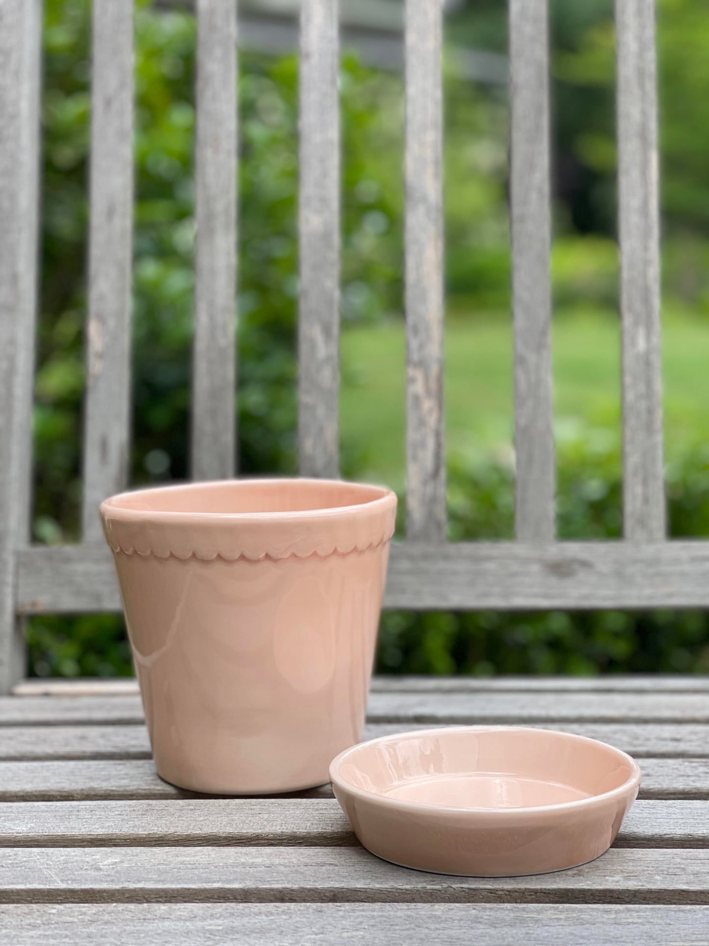 Peach Helena Scallop Glazed pot - Small