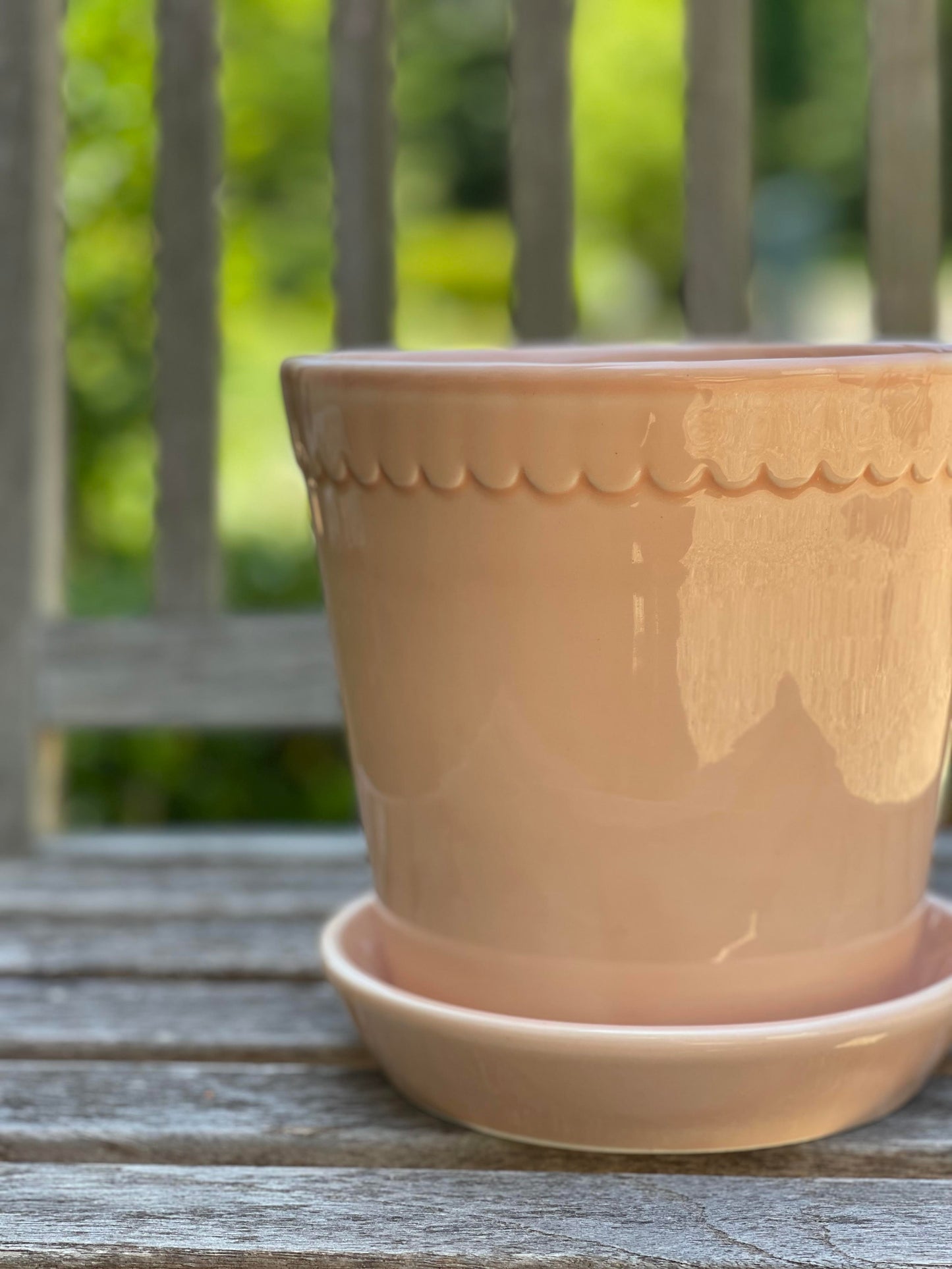 Peach Helena Scalloped Flower Pot