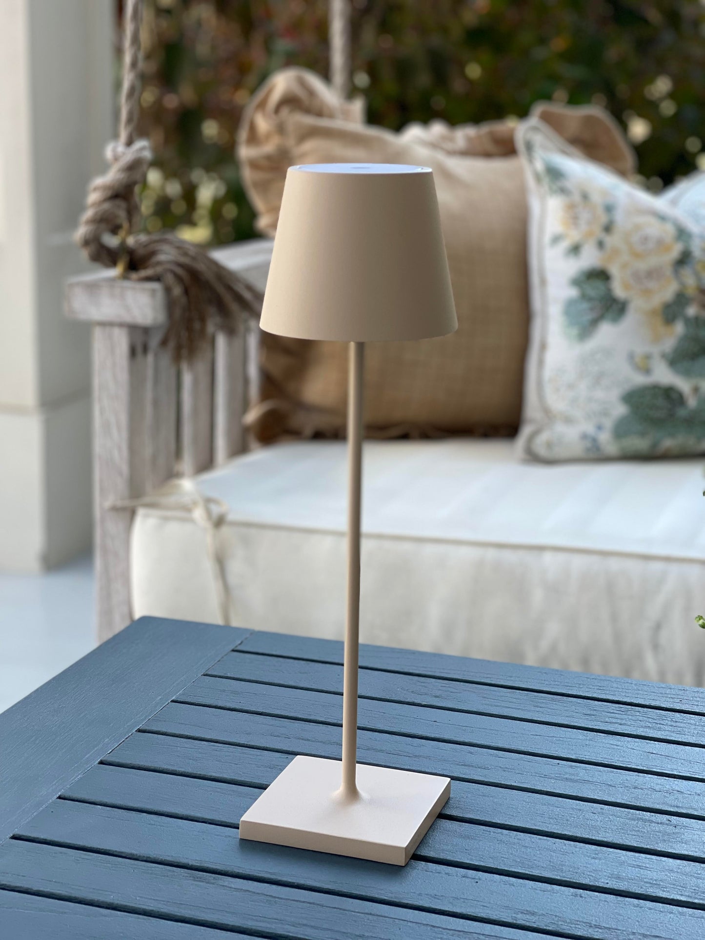 Sand Indoor/Outdoor Battery Table Lamp